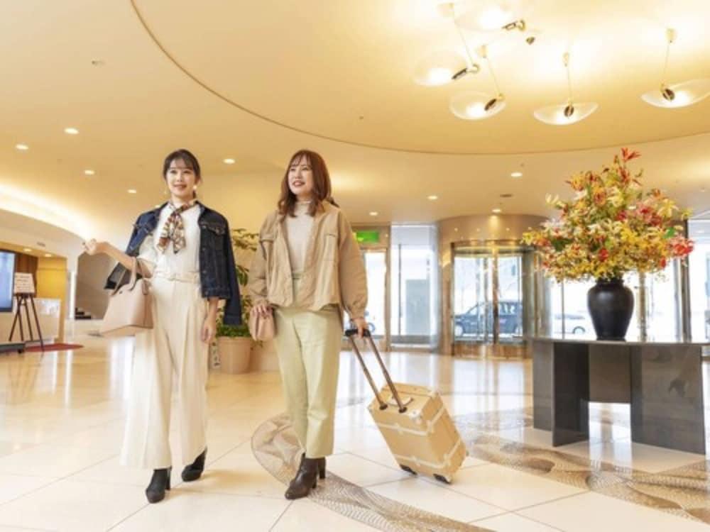 札幌花园皇宫酒店 4*